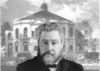 1867, C.H. Spurgeon preekt in de Surray Chapel, Blackfriar's Road. Titel van de prediking "De Echo". Behandelend Schriftgedeelte voor de prediking: Psalm 27:8 Op de plaat ziet u de Surrey Chapel (1783-1881) Het was een onafhankelijke Methodistische en Congregational kerk gevestigd in Blackfriars Road, Southwark.